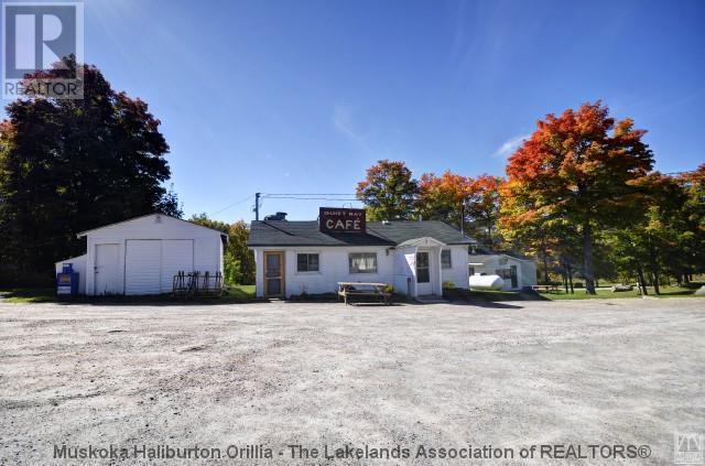 Quiet Bay Inn & Cafe Magnetawan Exterior photo