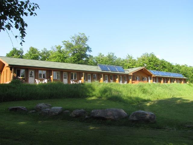 Quiet Bay Inn & Cafe Magnetawan Exterior photo